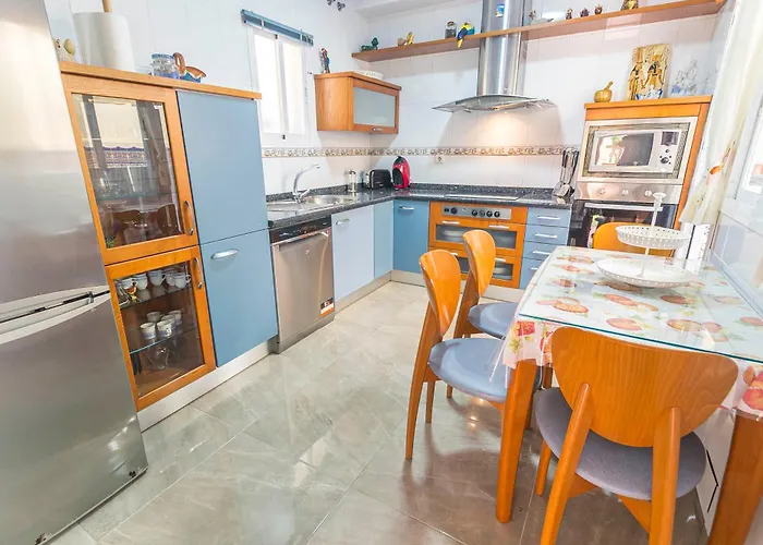 Canovas - Casa Medina Nerja