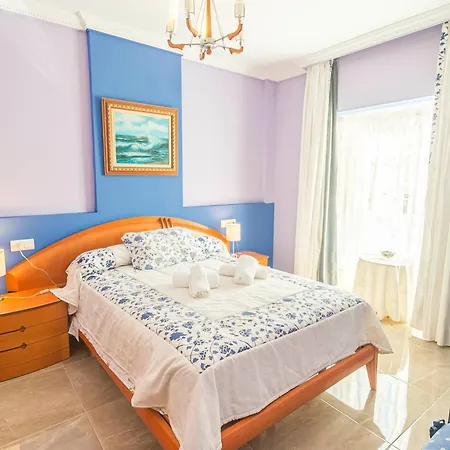 Canovas - Casa Medina Apartment *